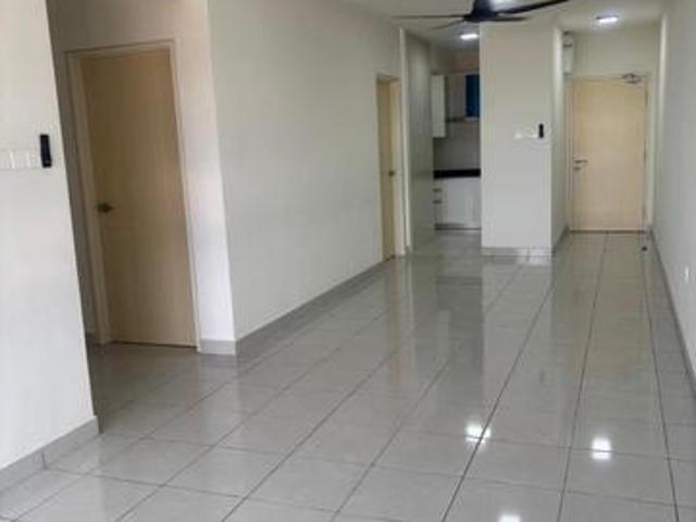 Apartment for rent in Tanjong Sepat, Selangor