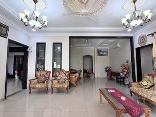 Bungalow for rent in Johore Bahru, Johor