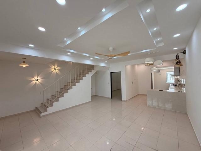 Terraced House for rent in Tanjong Sepat, Selangor