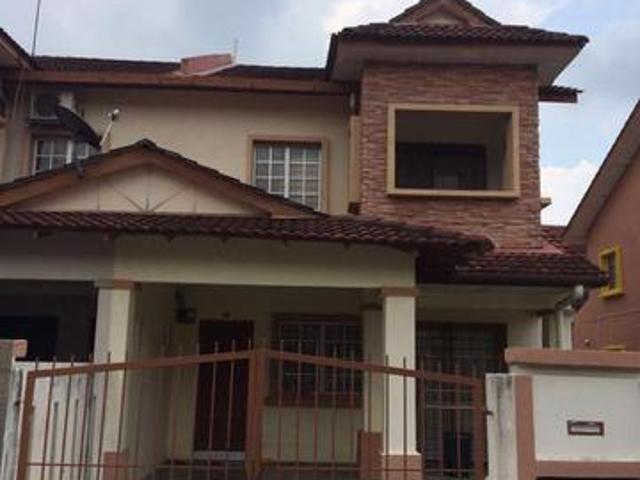 Terraced House for rent in Malaka