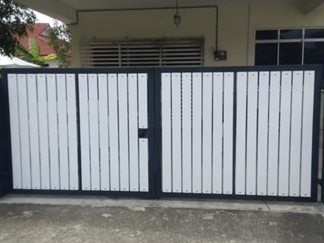 Residential House for rent in Kemaman, Teluk Kalung