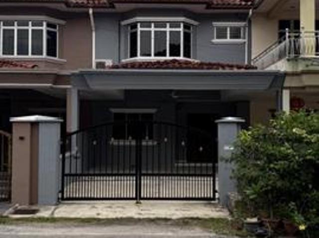 Terraced House for rent in Batu Pahat, Johor
