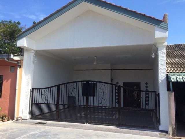 Terraced House for rent in Malaka