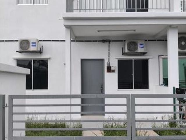 Terraced House for rent in Tanjong Karang, Selangor