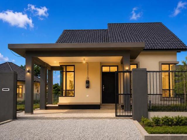 Bungalow for sale in Tanah Merah, Kelantan