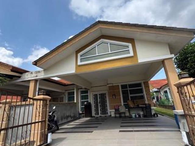 Residential House for sale in Sungai Udang, Malaka