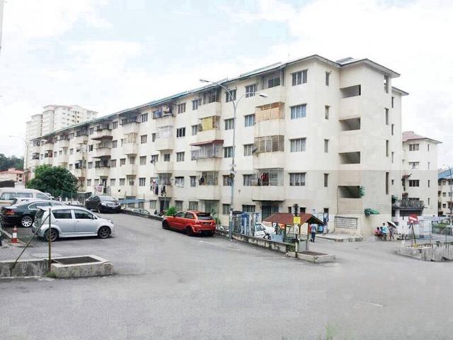 Apartment for sale in Kajang, Langat