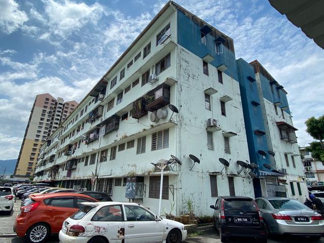 Flat for sale in Petaling, Alam Impian