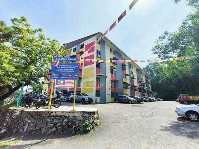Flat for sale in Kajang, Langat