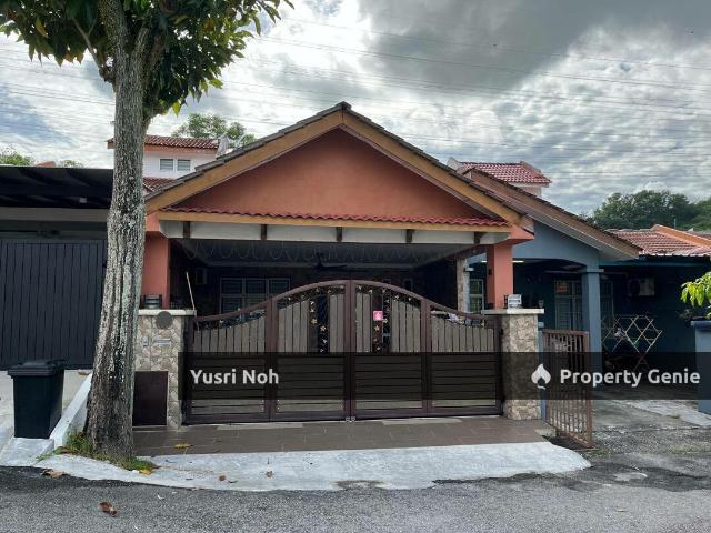 Terraced House for sale in Petaling, Subang Jaya