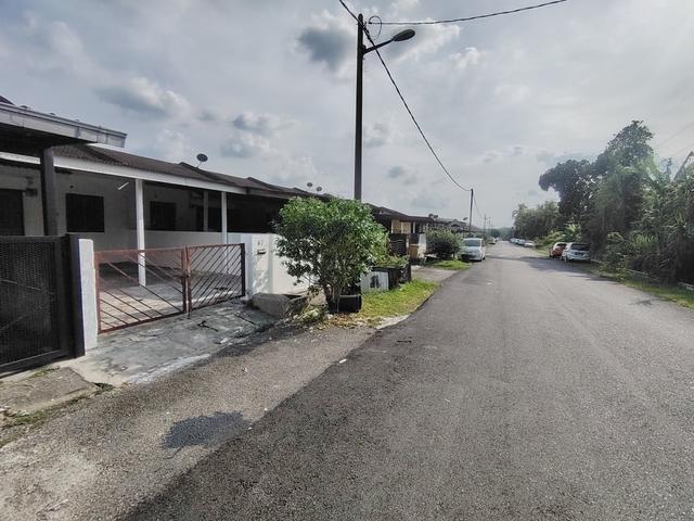 Terraced House for sale in Perak, Behrang Stesen