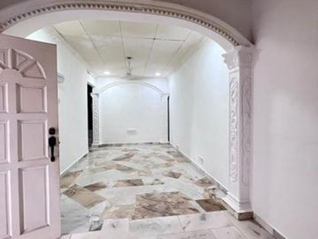 Terraced House for sale in Tanjong Sepat, Selangor