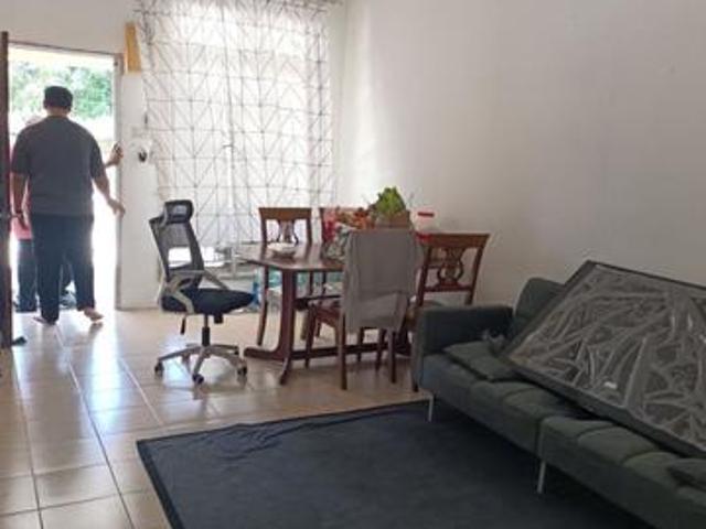 Terraced House for sale in Tanjong Sepat, Selangor