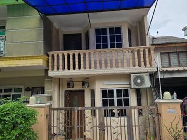 Terraced House for rent in Country Heights Damansara, Kuala Lumpur