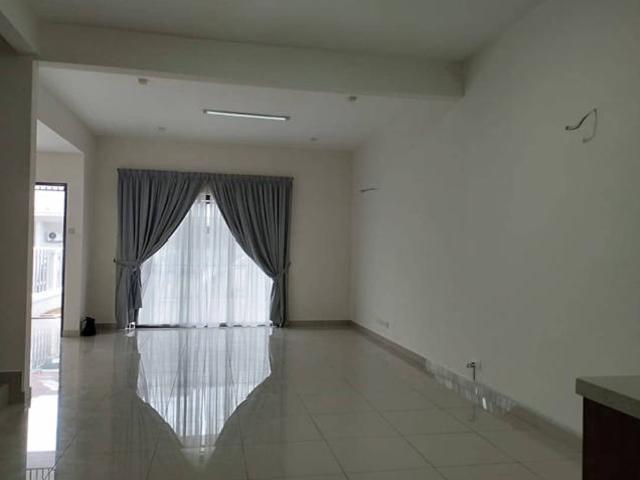 Terraced House for rent in Tanjong Sepat, Selangor