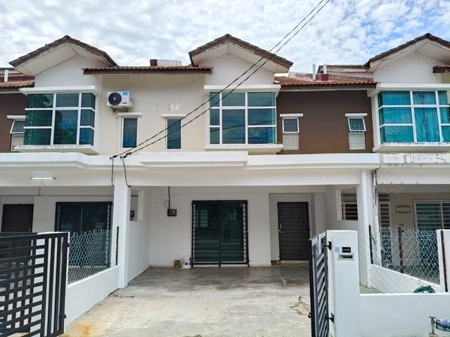 Terraced House for sale in Tringganu