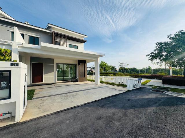 Terraced House for sale in Wellesley, Penang