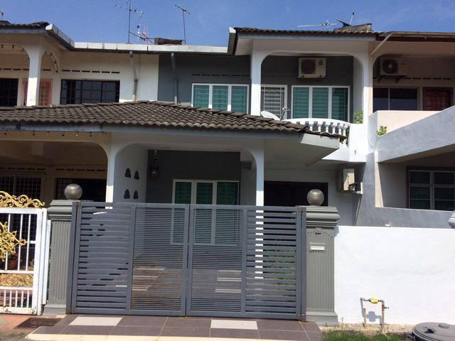 Terraced House for rent in Malaka