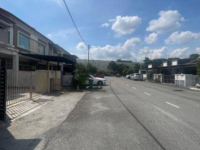 Terraced House for rent in Tanjong Sepat, Selangor