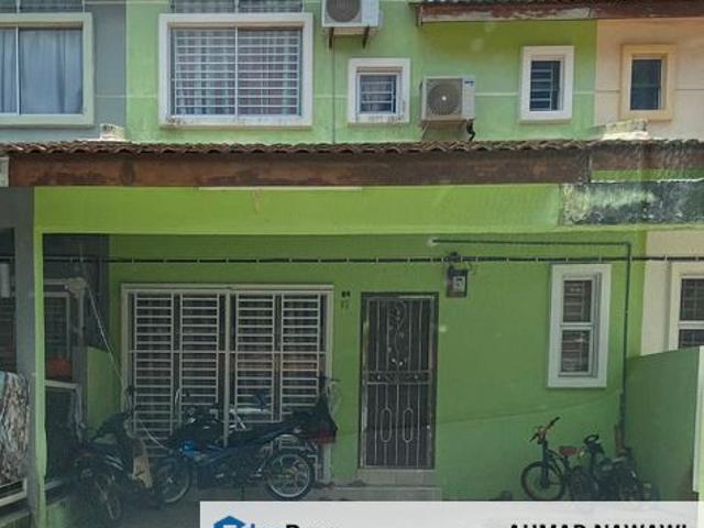 House for sale in Malaka