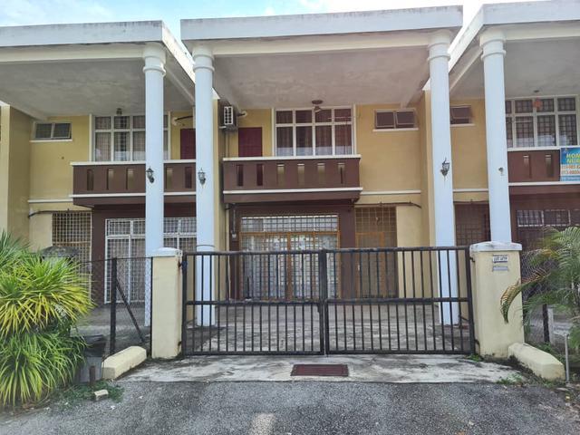 Terraced House for sale in Tringganu