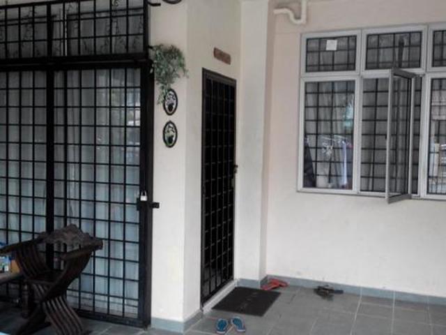 Terraced House for sale in Tanjong Sepat, Selangor