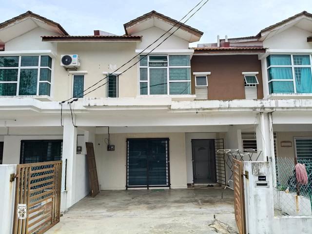 Terraced House for sale in Tringganu
