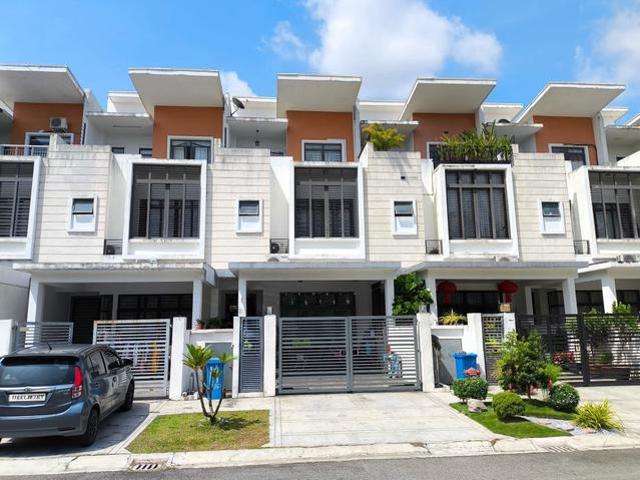 Terraced House for sale in Seksyen 35, Shah Alam