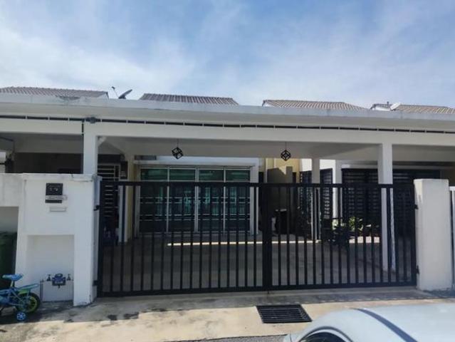 Terraced House for sale in Kuantan