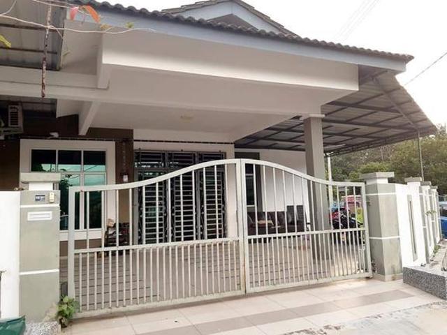 Terraced House for rent in Malaka