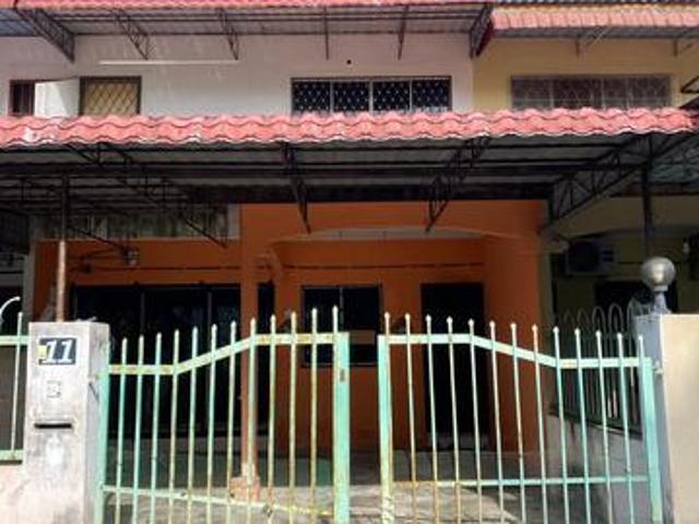 Terraced House for sale in Sabak Bernam, Selangor