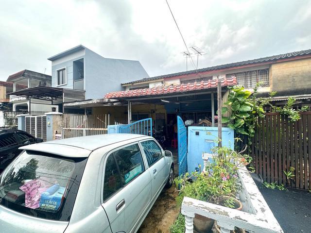 Terraced House for sale in Langat, Selangor