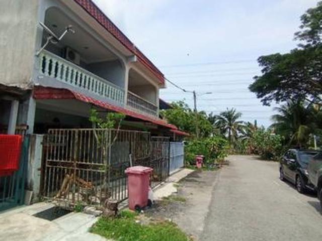 Terraced House for sale in Tanjong Sepat, Selangor