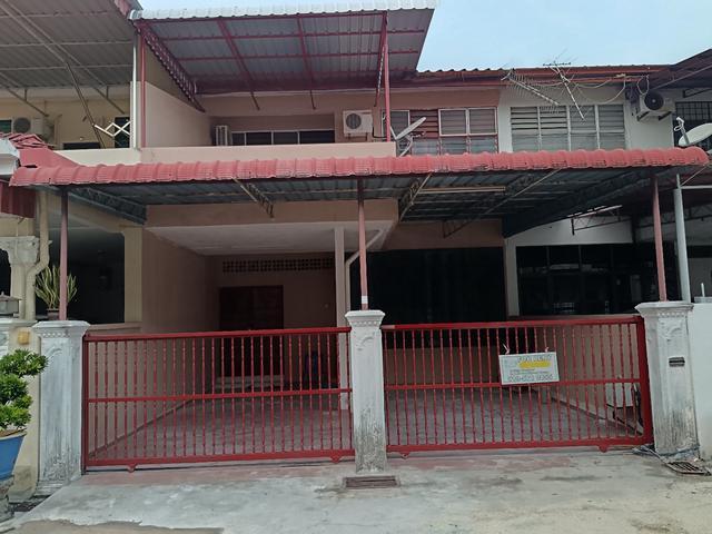 Terraced House for rent in Kangar