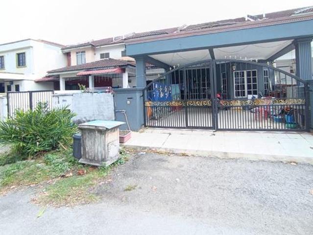 Terraced House for sale in Tanjong Sepat, Selangor