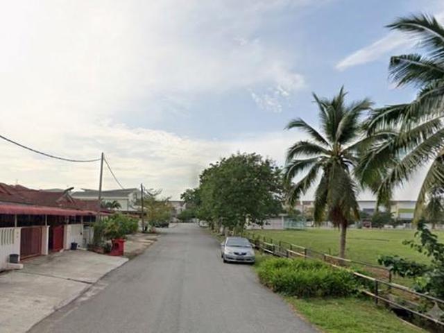 Terraced House for sale in Kuala Selangor, Selangor
