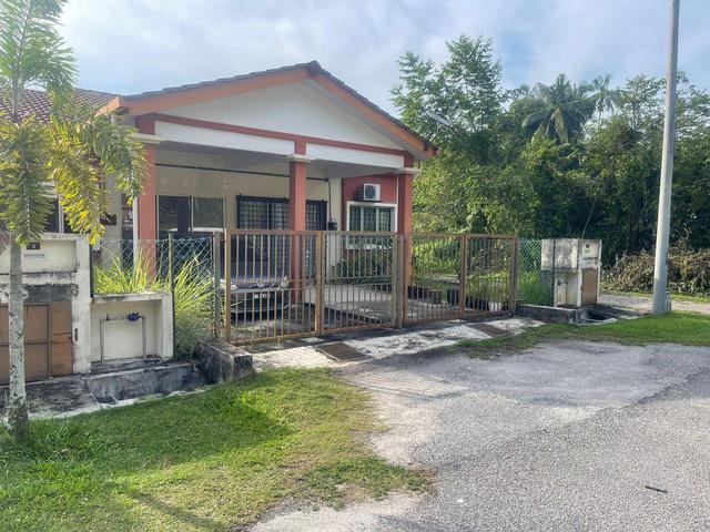 Terraced House for sale in Jeram, Selangor
