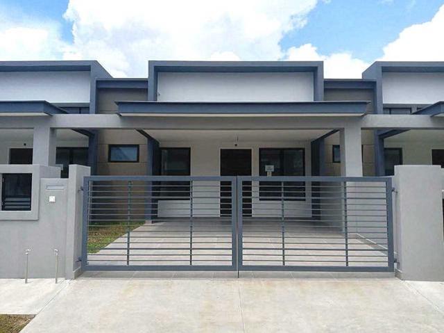 Terraced House for sale in Kluang