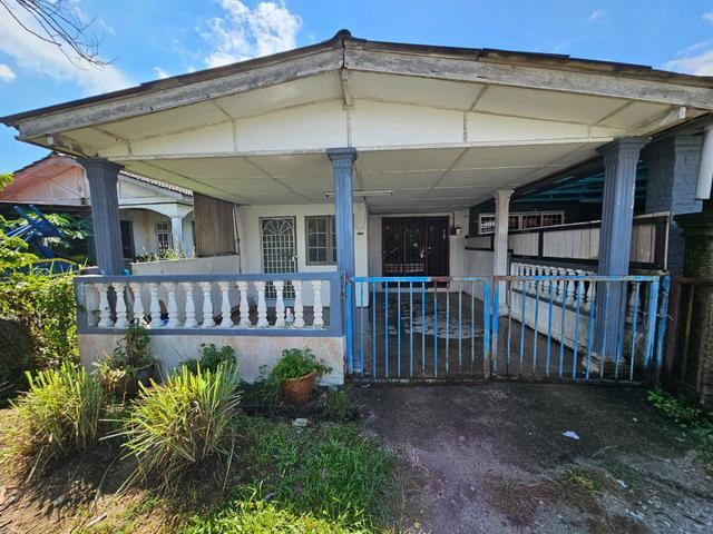 Terraced House for sale in Tringganu