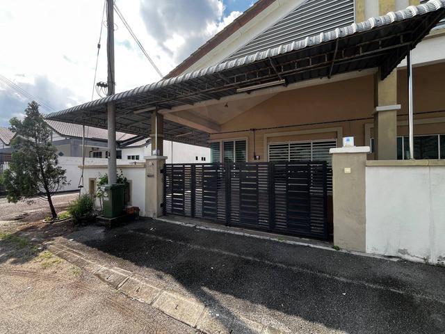 Terraced House for sale in Chemor, Majlis Bandaraya Ipoh