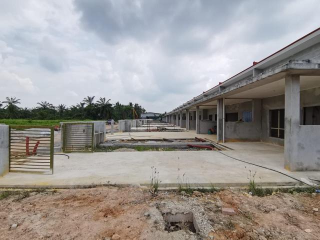 House for sale in Tanjong Karang, Selangor