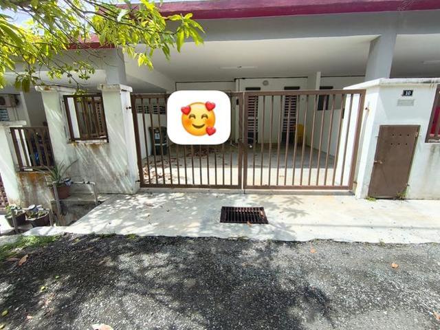 Terraced House for sale in Kuala Lipis, Pahang