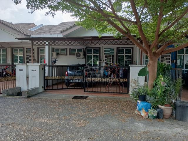 Terraced House for sale in Tringganu