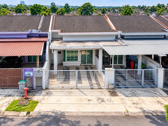 Terraced House for sale in Kluang