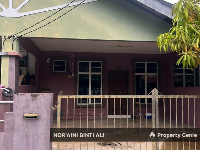 Terraced House for sale in Tringganu