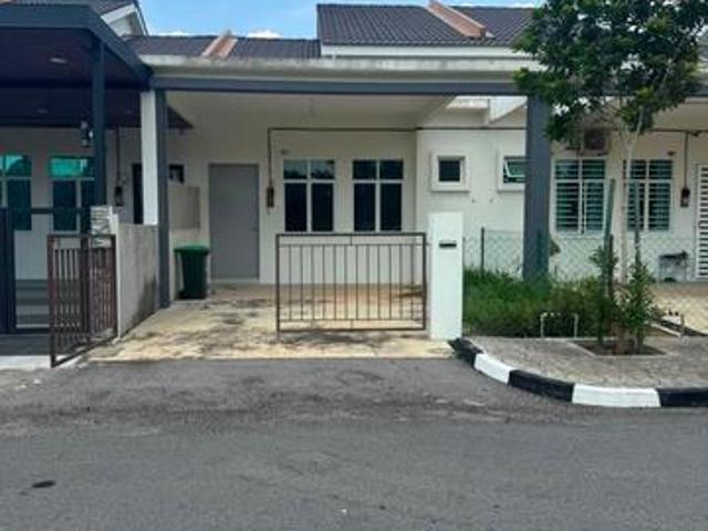 Terraced House for sale in Lunas, Kulim