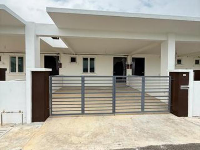 Terraced House for sale in Wellesley, Penang