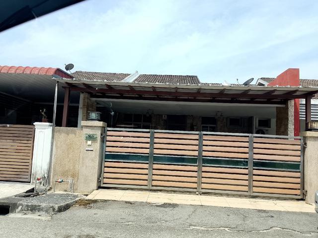 Terraced House for rent in Wellesley, Penang