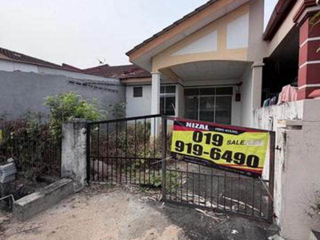 Terraced House for sale in Port Dickson