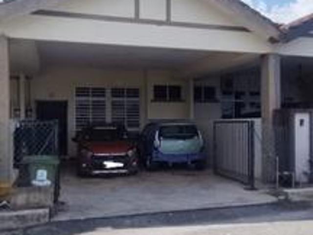 Terraced House for sale in Kuantan